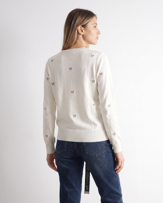 ON MODEL - ANUR (NE DIRATI)_G04 TOP_2026-09-10_00-48-59